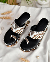 FAZA - Geometric Embroidered Wedges