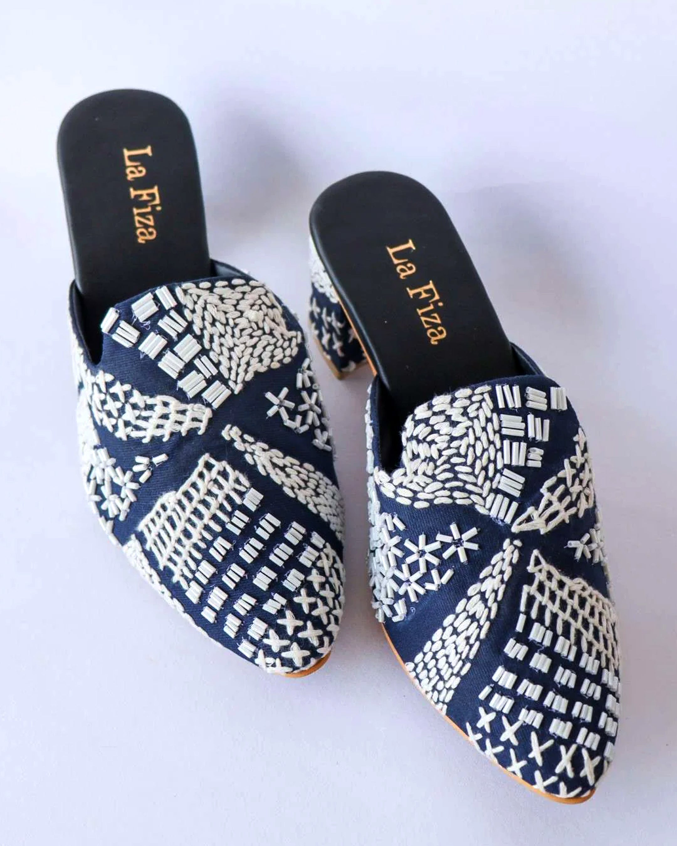 ADINA - Navy & White Embroidered Heel